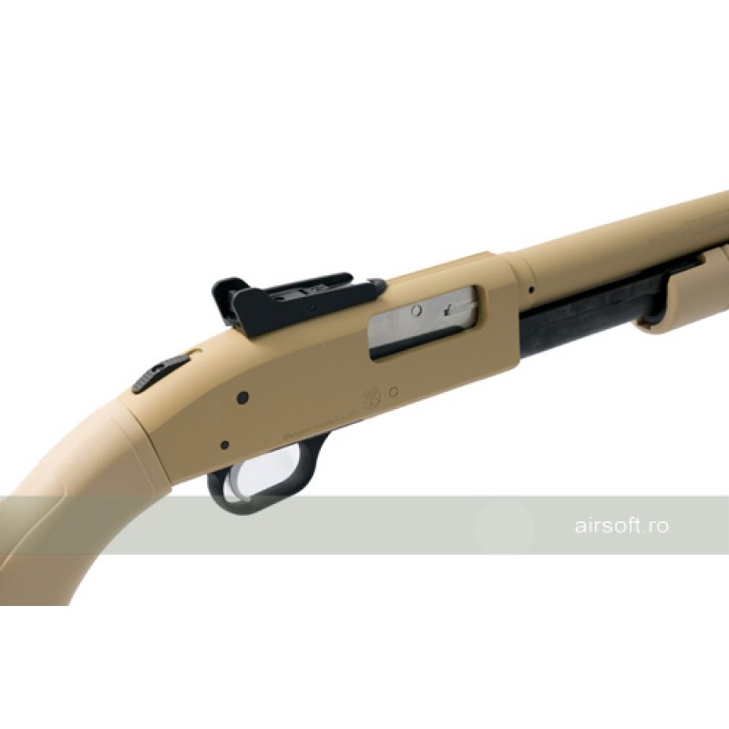 MOSSERBERG M500 DESERT / TAN CAL. 8 MM