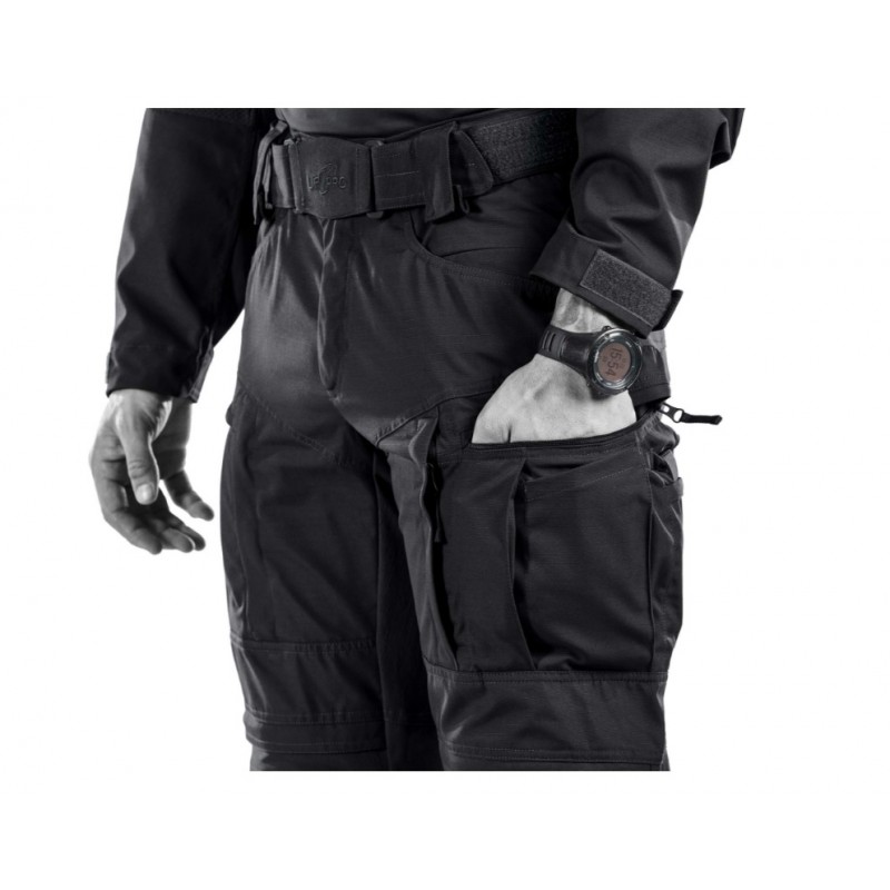 COMBAT PANTS MODEL STRIKER XT GEN.3 - BLACK
