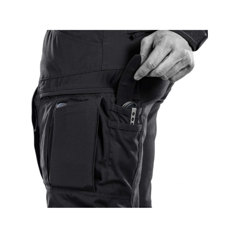 COMBAT PANTS MODEL STRIKER XT GEN.3 - BLACK